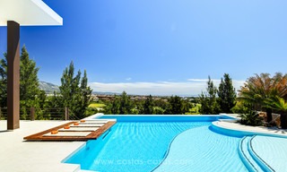 Villa de luxe spectaculaire et moderne à vendre, directement sur un golf, avec vue panoramique sur mer, Benahavis - Marbella 4758 