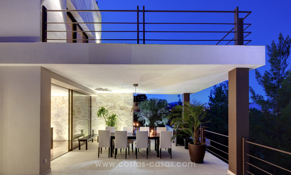 Villa de luxe spectaculaire et moderne à vendre, directement sur un golf, avec vue panoramique sur mer, Benahavis - Marbella 4763