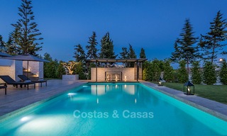 Villa de luxe rénovée dans un style andalou avec vue mer à vendre, Elviria, Est de Marbella 4795 