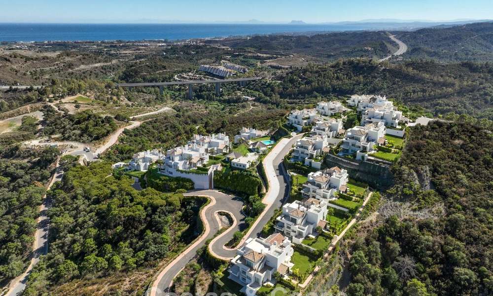 Appartements de luxe modernes à vendre dans un nouveau projet avec vues mer spectaculaires à Benahavis, Marbella 804266