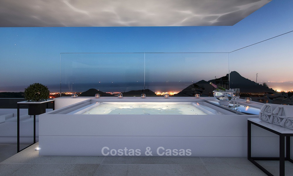 Appartements de luxe modernes à vendre avec vue imprenable sur mer, à quelques minutes en voiture du centre de Marbella. 4871