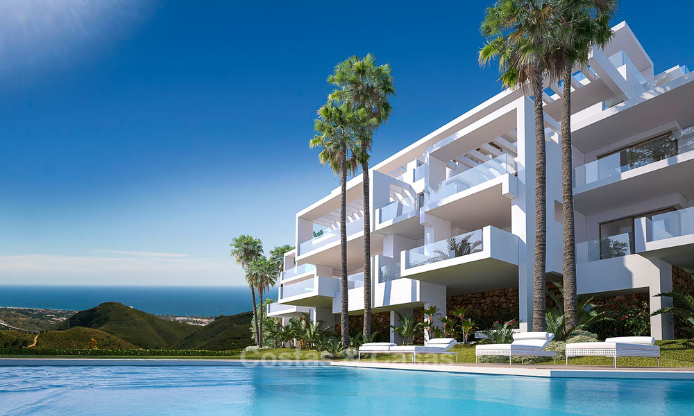 Appartements de luxe modernes à vendre avec vue imprenable sur mer, à quelques minutes en voiture du centre de Marbella. 4872