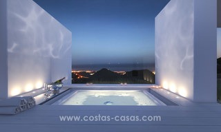 Appartements de luxe modernes et contemporains avec vue sur mer splendide, à quelques minutes en voiture du centre de Marbella. 4904 