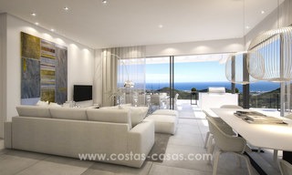 Appartements de luxe modernes et contemporains avec de superbes vues sur mer à vendre, à quelques minutes en voiture du centre de Marbella. 4926 