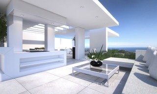 Appartements de luxe modernes et contemporains avec de superbes vues sur mer à vendre, à quelques minutes en voiture du centre de Marbella. 4931 