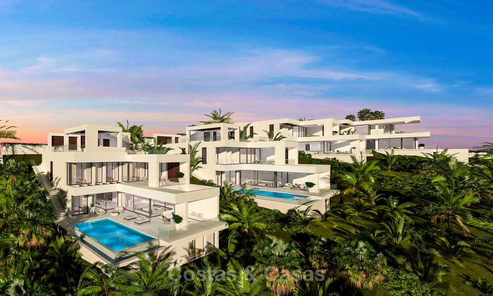 Nouvelles villas modernes et contemporaines à vendre, vue panoramique sur mer, sur le New Golden Mile entre Marbella et Estepona 5105