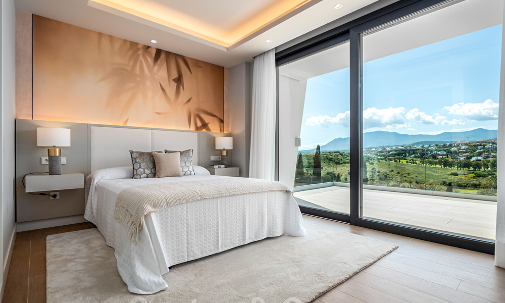 Villas de luxe modernes et exclusives à vendre sur le New Golden Mile entre Marbella et Estepona 25333