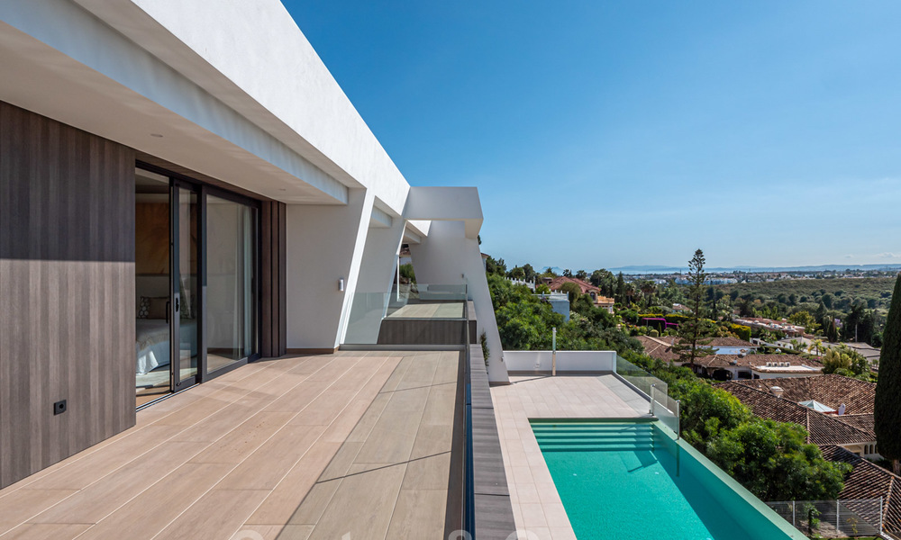 Villas de luxe modernes et exclusives à vendre sur le New Golden Mile entre Marbella et Estepona 25351