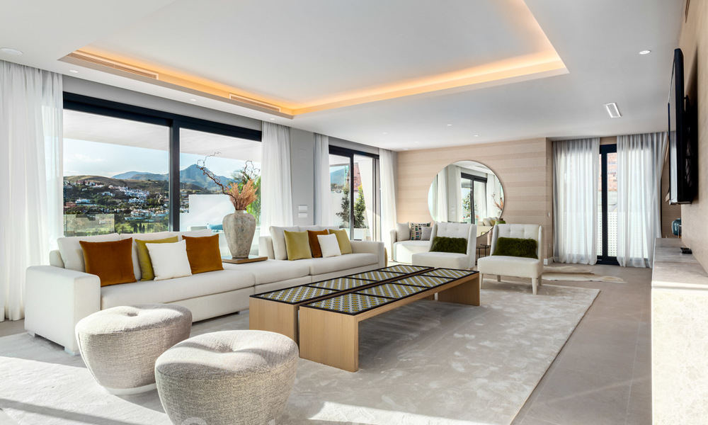Villas de luxe modernes et exclusives à vendre sur le New Golden Mile entre Marbella et Estepona 25364