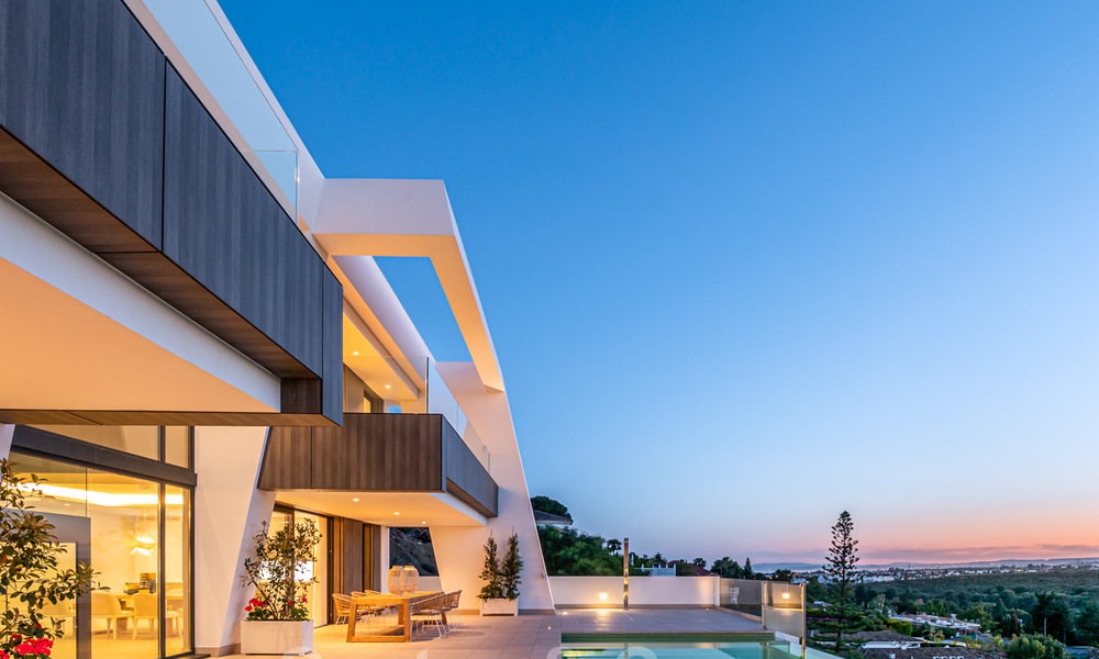Villas de luxe modernes et exclusives à vendre sur le New Golden Mile entre Marbella et Estepona 25375