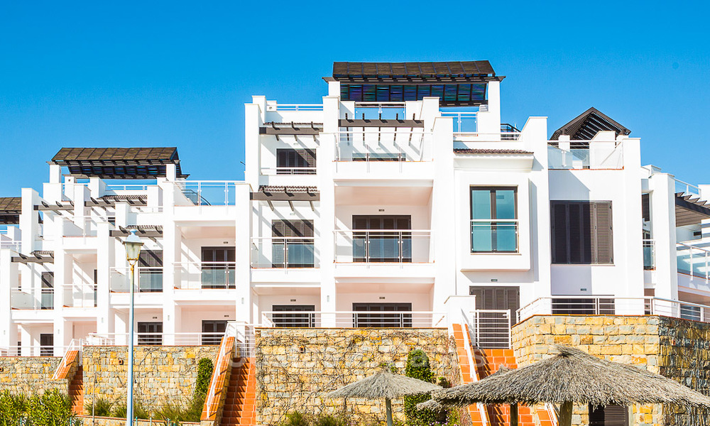 Appartements, première ligne de plage, récemment rénovés, Casares, Costa del Sol 5316