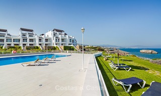Appartements, première ligne de plage, récemment rénovés, Casares, Costa del Sol 5341 