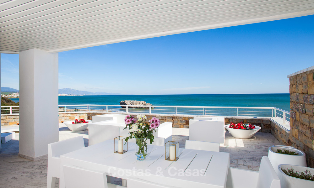 Appartements, première ligne de plage, récemment rénovés, Casares, Costa del Sol 5348