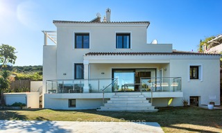 Belle villa rénovée avec vue sur mer à vendre à La Duquesa, Manilva, Costa del Sol 5562 