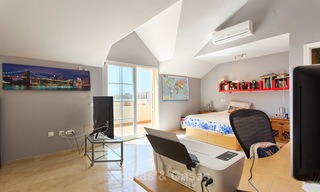 Penthouse de luxe, très spacieux et confortable à vendre au centre d'Estepona 5645 