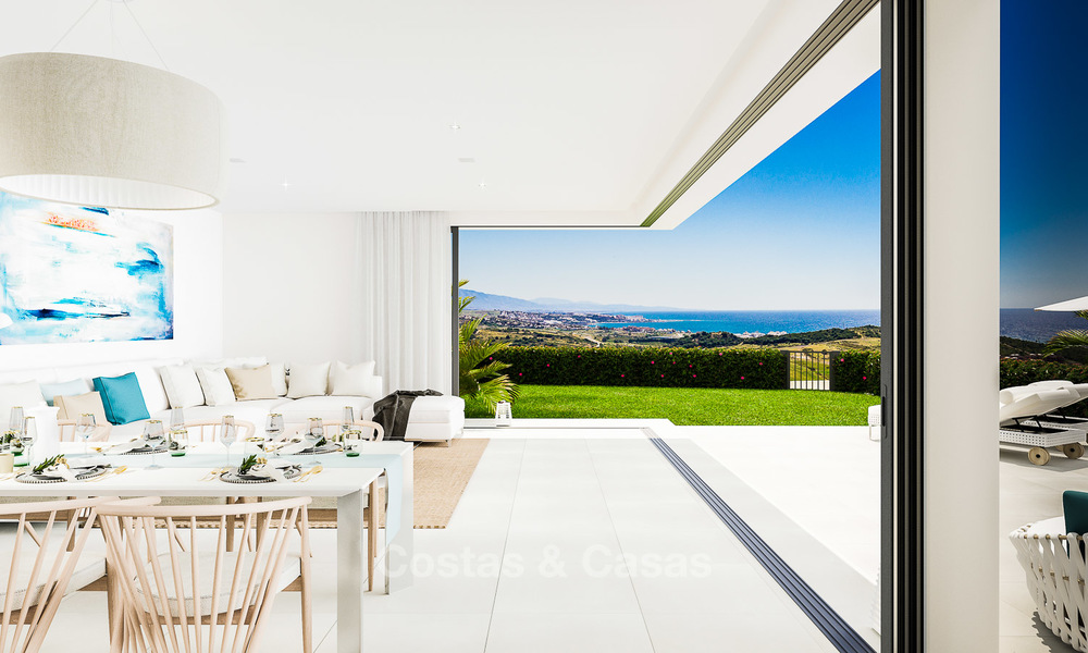 Nouveaux appartements de golf et maisons de ville avant-gardistes à vendre, vues imprenables sur la mer, Casares, Costa del Sol 6103