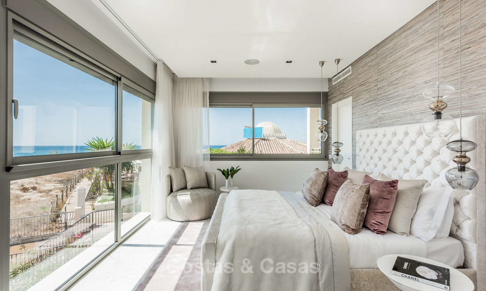 Villa en première ligne de plage à vendre à Marbella avec vue sur mer 5757