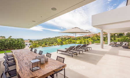 Villa spectaculaire haut de gamme à vendre, clé en main, avec vue panoramique sur la mer, le golf et la montagne, Benahavis - Marbella 5858