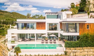 Villa spectaculaire haut de gamme à vendre, clé en main, avec vue panoramique sur la mer, le golf et la montagne, Benahavis - Marbella 5871 