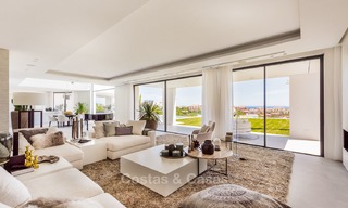 Villa de luxe haut de gamme à vendre, clé en main, avec vue panoramique sur la mer, le golf et la montagne, Benahavis - Marbella 5886 