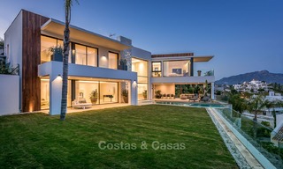 Villa de luxe haut de gamme à vendre, clé en main, avec vue panoramique sur la mer, le golf et la montagne, Benahavis - Marbella 5895 