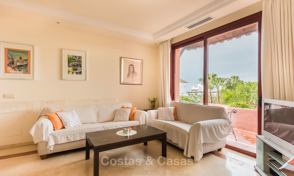 Spacieux penthouse à vendre, côté plage, dans un complexe de luxe, Elviria, Marbella 6005