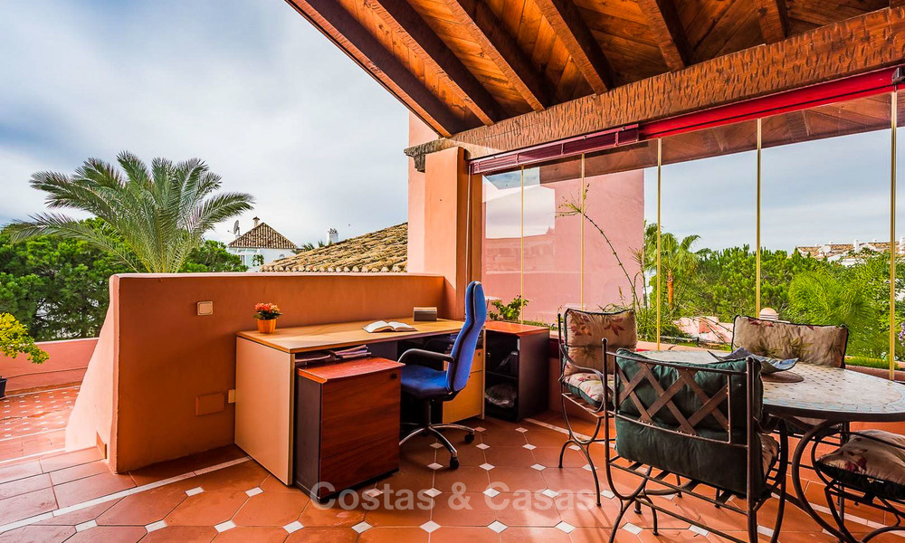 Spacieux penthouse à vendre, côté plage, dans un complexe de luxe, Elviria, Marbella 6006
