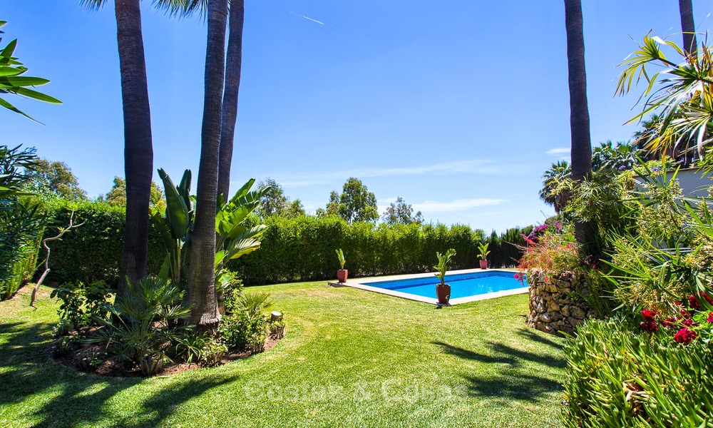 Villa de style andalou à vendre avec une vue magnifique sur la mer, près du golf et de la plage, Marbella 6059
