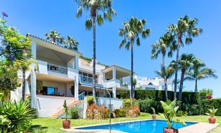 Villa de style andalou à vendre avec une vue magnifique sur la mer, près du golf et de la plage, Marbella 6062 