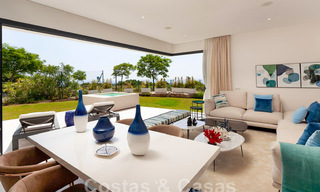 Nouveaux maisons de ville avant-gardistes à vendre, vues imprenables sur la mer, Casares, Costa del Sol 44348 