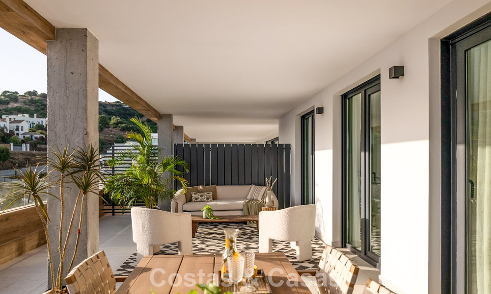 Nouveaux appartements modernes dans une station balnéaire 5 étoiles à vendre à Marbella avec une vue imprenable sur la mer 802785