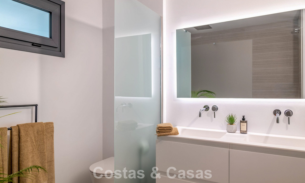 Nouveaux appartements modernes dans une station balnéaire 5 étoiles à vendre à Marbella avec une vue imprenable sur la mer 802794