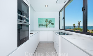 Villa de luxe unique en front de mer à vendre, New Golden Mile, Marbella - Estepona. Prix réduit! 34255 