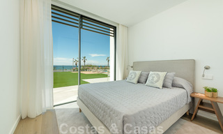 Villa de luxe unique en front de mer à vendre, New Golden Mile, Marbella - Estepona. Prix réduit! 34278 