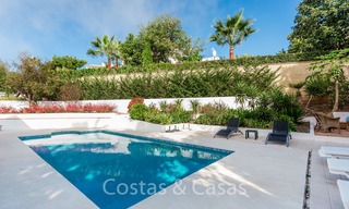 Elégante villa rénovée de style andalou à vendre, avec vue panoramique sur la mer, Marbella Est - Marbella 6369 