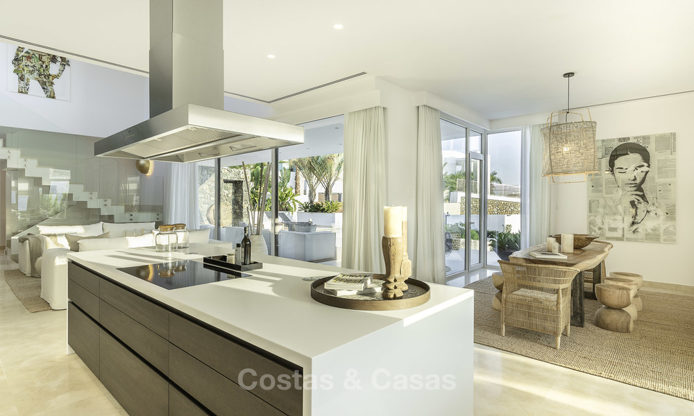 Superbe villa neuve de luxe, style contemporaine dans un golf haut de gamme à vendre, Benahavis - Marbella 17195