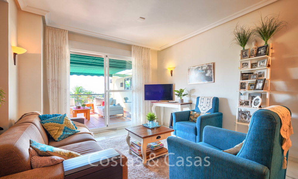 Superbe penthouse à vendre, à distance de marche de la plage et de Puerto Banus, Nueva Andalucia - Marbella 6589