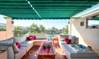 Superbe penthouse à vendre, à distance de marche de la plage et de Puerto Banus, Nueva Andalucia - Marbella 6598 