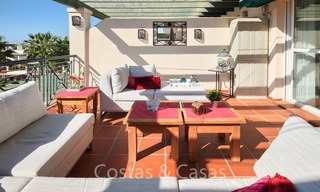 Superbe penthouse à vendre, à distance de marche de la plage et de Puerto Banus, Nueva Andalucia - Marbella 6602 