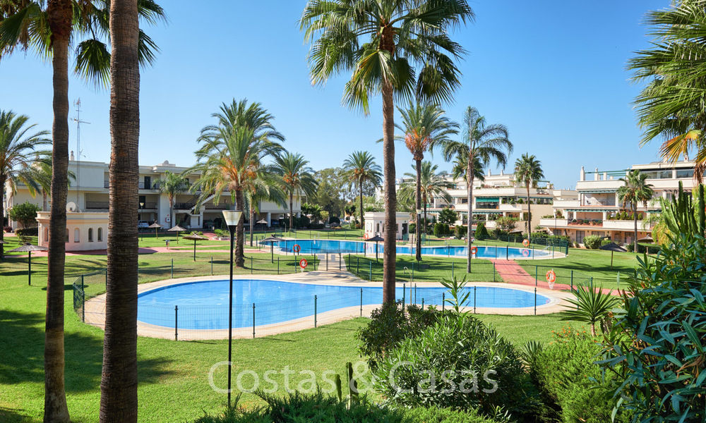 Superbe penthouse à vendre, à distance de marche de la plage et de Puerto Banus, Nueva Andalucia - Marbella 6620