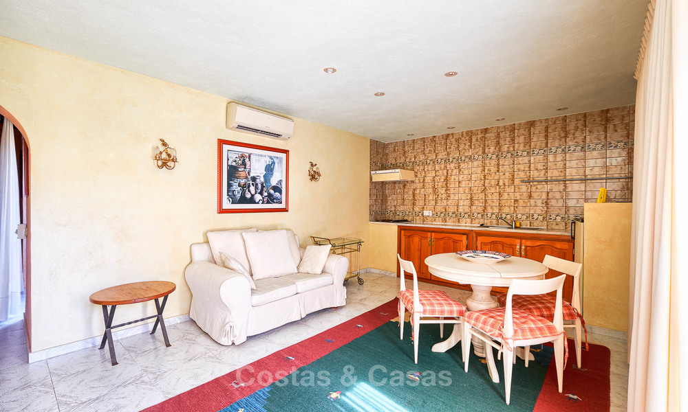 Villa spacieuse, située à quelques pas de la plage et de Puerto Banus - Golden Mile, Marbella 6731