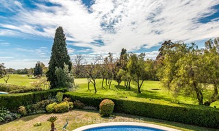 Villa de style andalou, situé sur un Golf, à vendre à Marbella 6808 