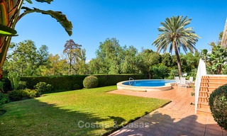 Villa de style andalou, situé sur un Golf, à vendre à Marbella 6824 