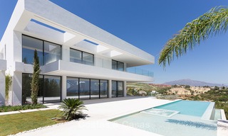 Majestueuse villa moderne donnant sur un Golf, avec vue mer panoramique à vendre, Benahavis Marbella 6863 