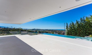 Majestueuse villa moderne donnant sur un Golf, avec vue mer panoramique à vendre, Benahavis Marbella 6839 