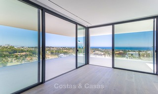 Majestueuse villa moderne donnant sur un Golf, avec vue mer panoramique à vendre, Benahavis Marbella 6844 