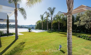 Majestueuse villa moderne donnant sur un Golf, avec vue mer panoramique à vendre, Benahavis Marbella 6857 