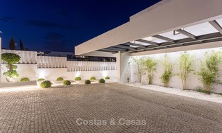 Majestueuse villa moderne donnant sur un Golf, avec vue mer panoramique à vendre, Benahavis Marbella 6866 