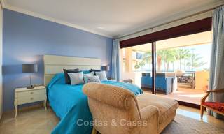 Très bel appartement de luxe en front de mer avec une vue mer fantastique à vendre - New Golden Mile, Marbella 7038 