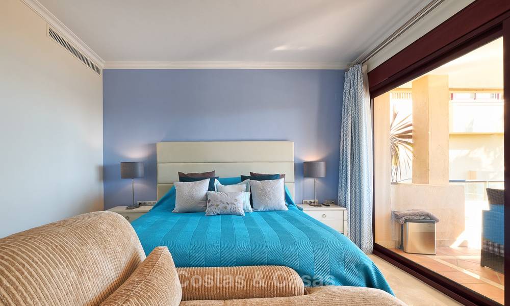 Très bel appartement de luxe en front de mer avec une vue mer fantastique à vendre - New Golden Mile, Marbella 7039